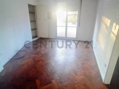 SE VENDE DEPARTAMENTO EN PLAZA ITALIA LA PLATA - 4