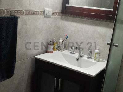 Oportunidad en Providencia: Casa con Cochera, 2 Dorm, Patio y Posibilidad de Ampliación – Renovada a - 4