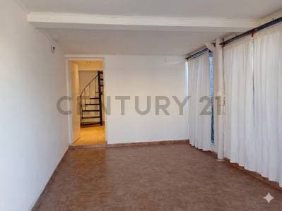 Venta en Bloque: Casa y Departamento - 2