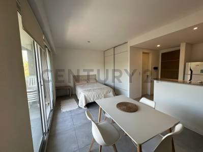 VENTA MONOAMBIENTE LAGOON PILAR - Principal