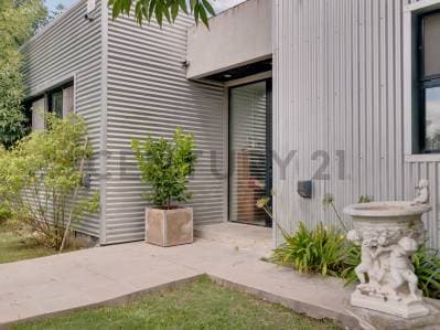 Venta de casa de 3 dormitorios en city Bell - 5