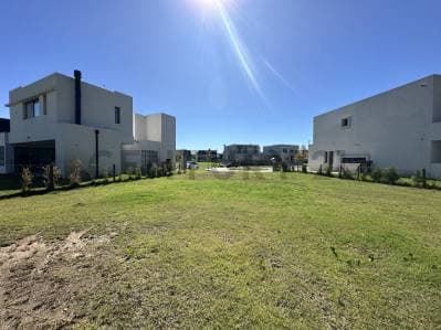 LOTE EN VENTA CARPINCHOS - 2