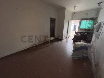 CASA MAS DEPARTAMENTOS A REFACCIONAR- IDEAL INVERSION - 3