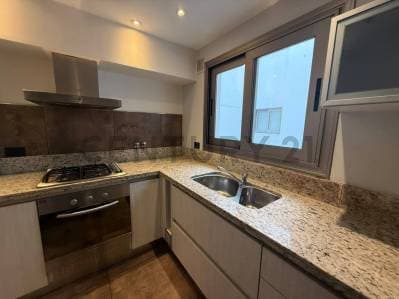 ALQUILER 2 AMBIENTES DE 77M2 ZONA GUEMES CON COCHERA - 3
