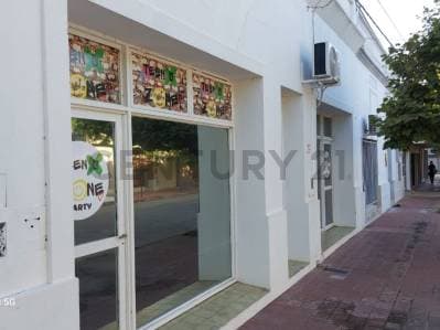 Locales comerciales céntricos en venta en Rafaela - 2