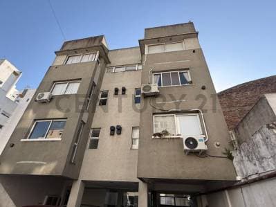 Departamento en Venta de 1 dormitorio, dos ambientes, en La Plata, Buenos Aires . - Principal