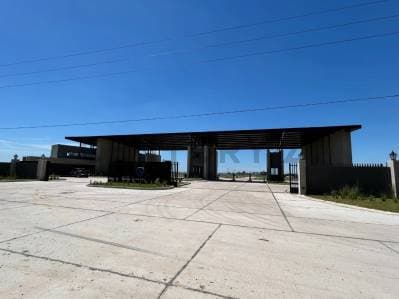 LOTE INTERNO EN VENTA SAINT THOMAS CHICO CANNING - 4