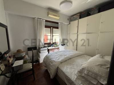 VENTA TRES AMBIENTES BARRACAS - 3