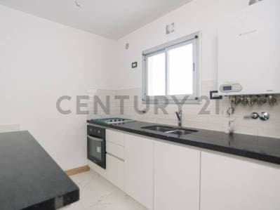 Departamento en venta en La Plata en obra avanzada de un dormitorio - 5