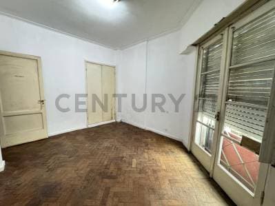 Oportunidad para reciclar en ubicación premium | 3 dormitorios | La Plata - 5