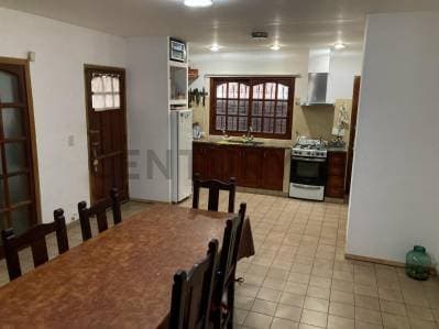 Casa 3 dormitorios en venta - Ringuelet - 2