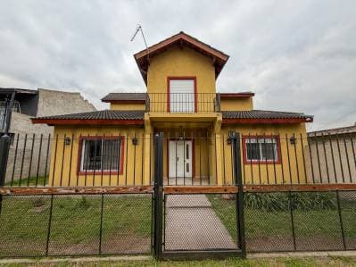 VENTA CASA BARRIO LA CAUTIVA PTE: DERQUI PILAR IGUAL O MAYOR VALOR - Principal