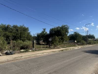 Lote en VENTA Ingeniero Juan Allan - Zona Industrial - 5