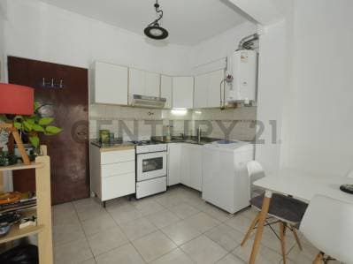 VENTA - DEPARTAMENTO 2 AMBIENTES CON BALCÓN - VELEZ SARSFIELD - 3