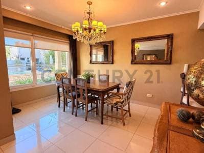 DEPARTAMENTO EN VENTA TANDIL CON COCHERA Y PATIO - Principal