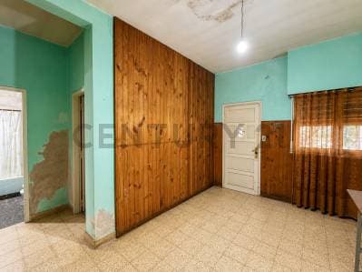VENTA CASA CON LOCAL A REFACCIONAR - 4