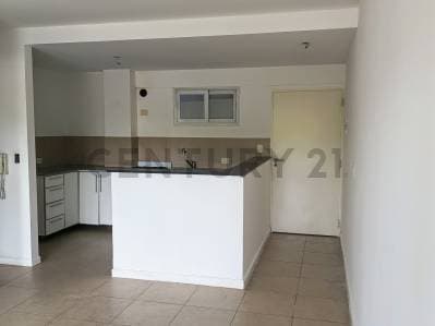 Venta departamento 2 ambientes en Tigre frente al Río Tigre amenities! - 5