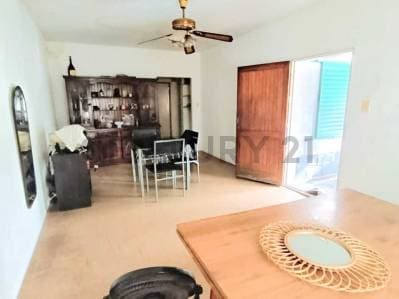 OPORTUNIDAD! CASA 300M2 -APTA CREDITO- Sobre Asfalto, GRAN POTENCIAL! - 5