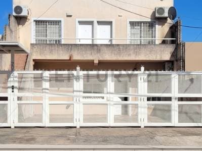 VENTA CASA MUNRO EXCELENTE ZONA RESIDENCIAL 3 AMB - Principal