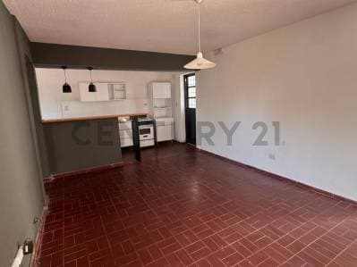 Casa en venta en Godoy Cruz - 2