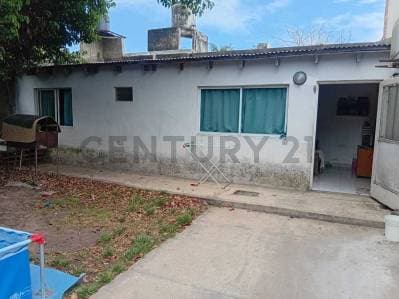 CALLE 39 E/ 131 Y 132 | CASA EN VENTA DE DOS DORMITORIOS - 5