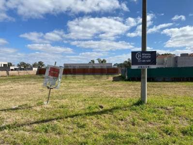 CALLE 506 e/ 132 y 132 bis Terreno en venta - 2