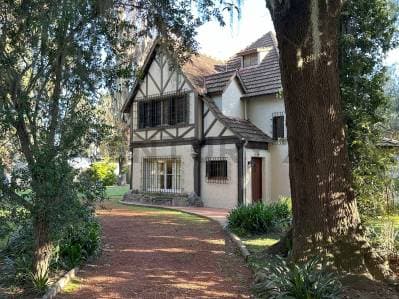 Se vende El Chalet Rafael Candia en la exclusiva zona de La Florida - Principal