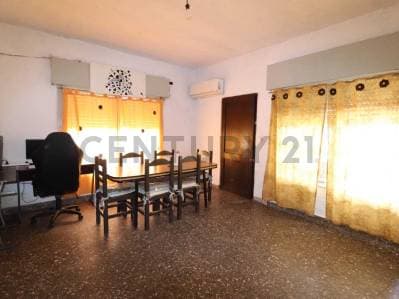 VENTA E. DELFINO, PH 4 AMBIENTES, CON COCHERA. APTO CRÉDITO. - 3