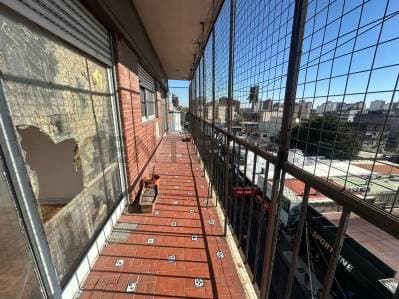 VENTA DEPARTAMENTO 4 AMBIENTES EN MORÓN CENTRO - 5