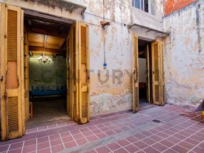 Venta Casa de pasillo de 3 dormitorios a reciclar en Pichincha, Rosario - Principal
