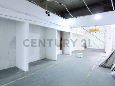 Alquiler local comercial Av. Rivadavia y Nazca - Principal