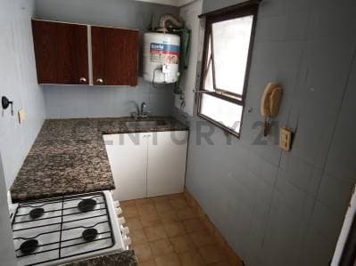 Departamento de 1 Dormitorio con Balcon en Venta - 5