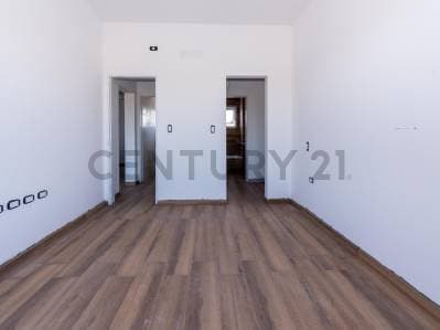DEPARTAMENTO EN VENTA EN LA PLATA DE 1 DORMITORIO CON COCHERA - ENTREGA 1ER TRIMESTRE 2027 - 2