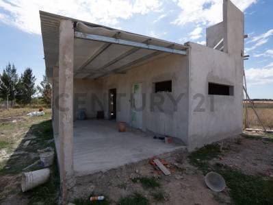 CASA EN VENTA EN LA PLATA (A TERMINAR) - 2