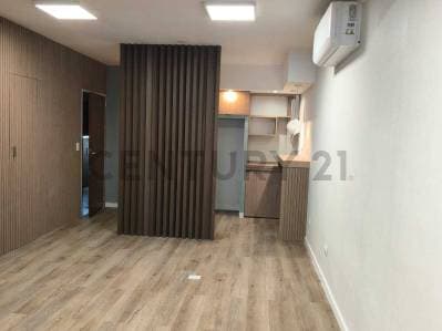 Expectacular Oficina en edificio 100% apto profesional - Zona Centro Barrio San Nicolas - 3