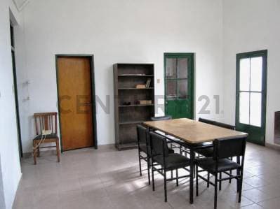 VENTA CASA CON LOTE PROPIO EN BARRACAS I 108 M2 PARCELA - 2