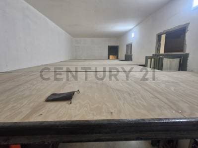 Alquiler de depósito apto varios usos en Villa General Mitre - 4