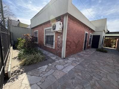 PH TIPO CASA de 2 dormitorios en Venta en La Plata - 2