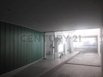 VENTA EN BLOCK OFICINA + MOANOAMBIENTE Y COCHERA - 2