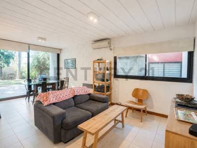 Dúplex en venta en Manuel B. Gonnet en complejo cerrado - Principal
