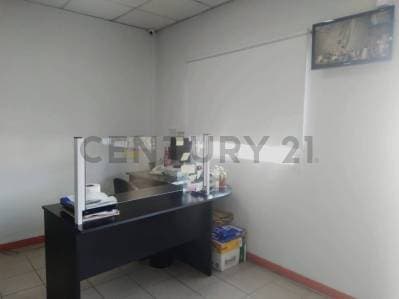 Av7 entre 521 y 522 n 1033 - Oficina en venta- Tolosa La Pla - 4