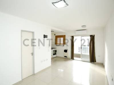 Departamento en venta en La Plata de 1 dormi con balcón - Principal