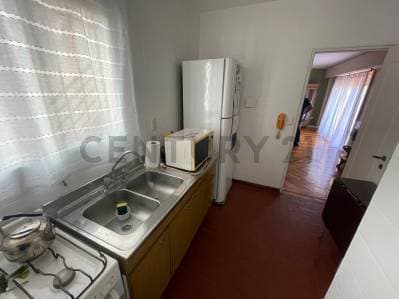 DEPARTAMENTO 3 AMBIENTES CON COCHERA – LOMAS DE ZAMORA - 2