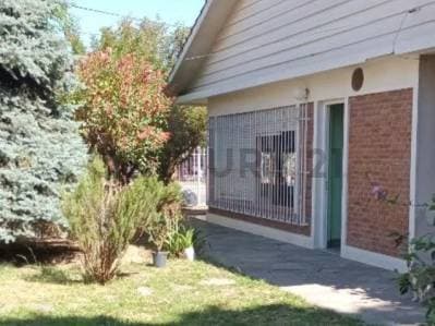 VENTA LOTE 930M2 CON CASA 4 AMBIENTES– IDEAL COMPLEJO, GALPÓN O INVERSIÓN - 5