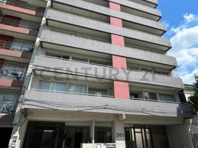 Cochera en venta, casco urbano. - Principal