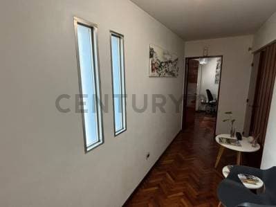 Venta de casa en Godoy Cruz - 2