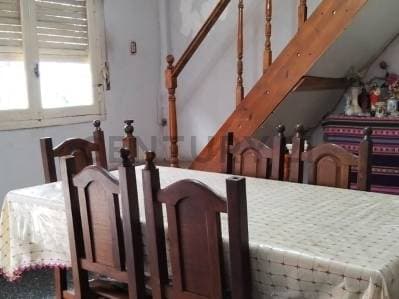 VENTA CASA 6 AMBIENTES CON DOS LOCALES DERQUI PILAR - 4