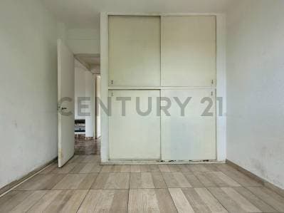<p>Venta Departamento 3 Ambientes con Balcón Integrado - Ramos Mejía</p><br><p>¡Oportunidad ú... - 4
