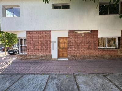 Venta de casa en Godoy Cruz apta credito - 2