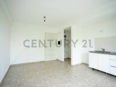 Venta de Departamento de 1 dormitorio en La Plata - 3